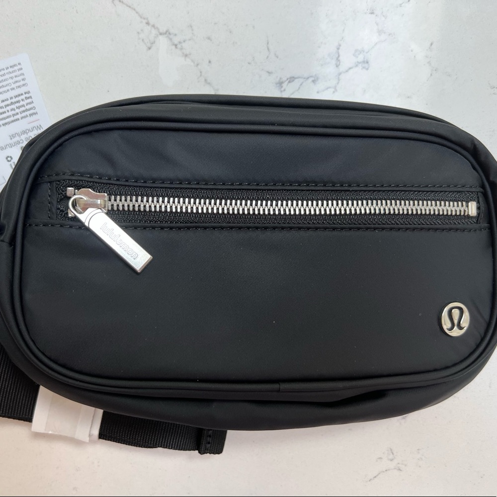 Brand New Lululemon Wunderlust Belt Bag